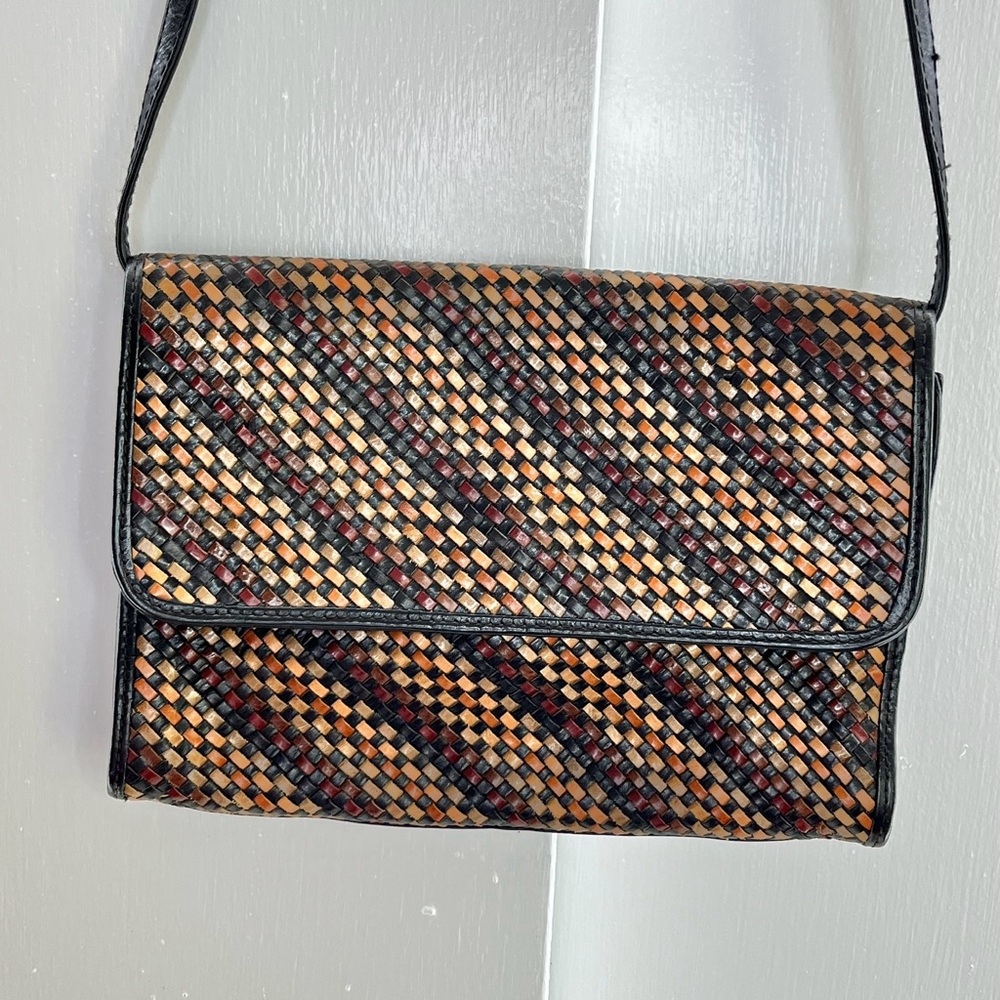 Ronora/Leather/Handbag / Italian/Great condition /Vintage/Adjustable/Gift it